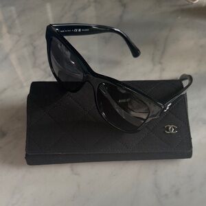 CHANEL CH5380 square women’s Black Sunglasses
